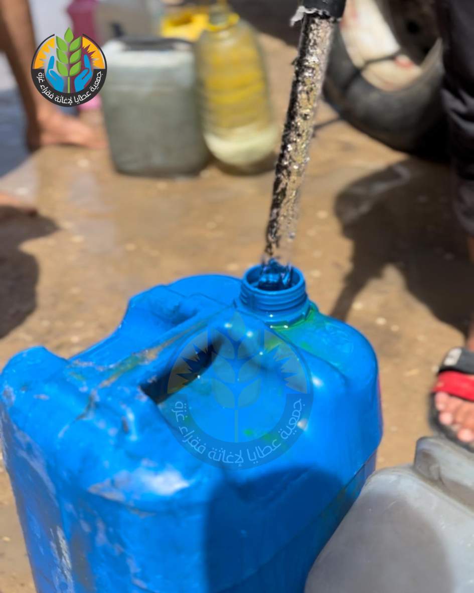 "قطرة ماء تعني الحياة".. عطايا تواصل مشروع السقيا