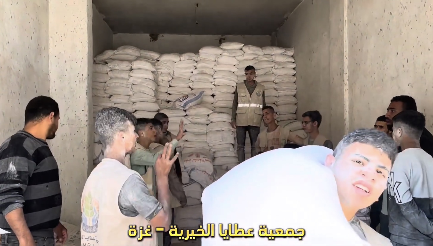 انطلاق القافلة الثانية لتوزيع زكاة الفطر على النازحين في قطاع غزة