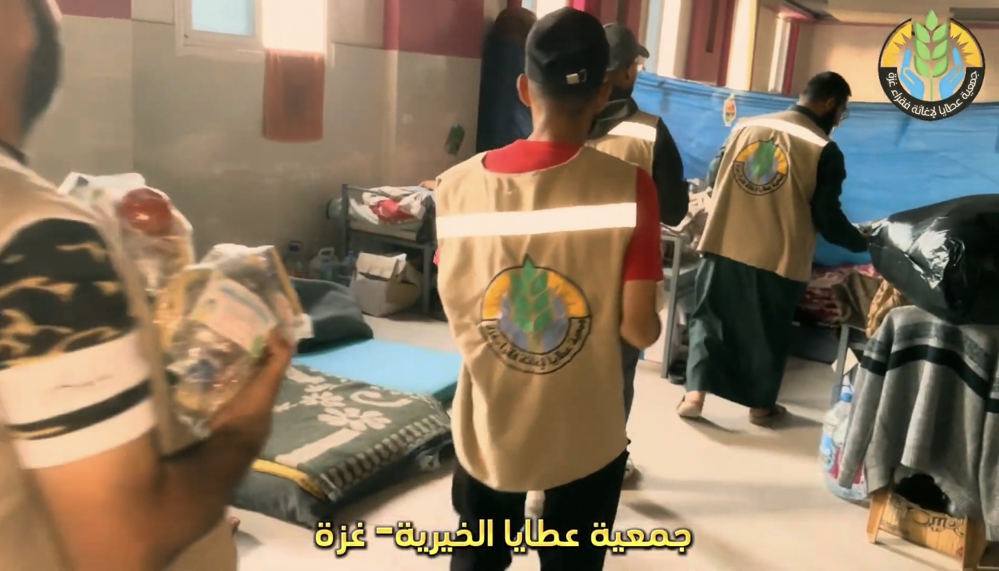 توزيع وجبات السحور الرمضاني على أهلنا النازحين في محافظة رفح
