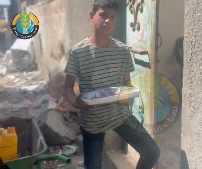 "وجبة سحور في أولى ليالي رمضان".. دفء العطاء في زمن القهر