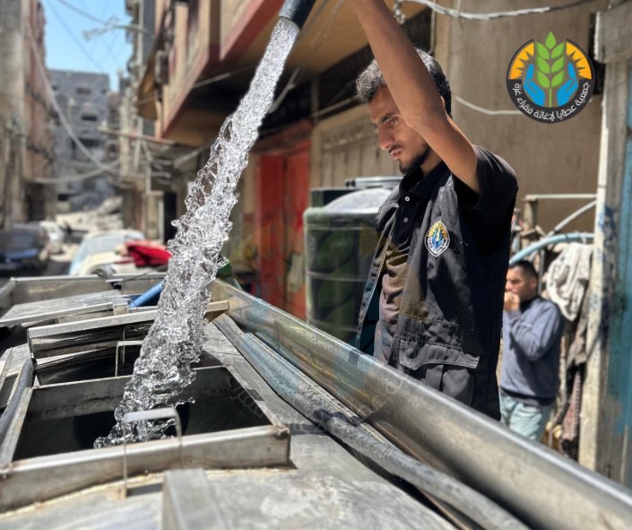 عطايا تروي عطش النازحين في غزة وشمالها