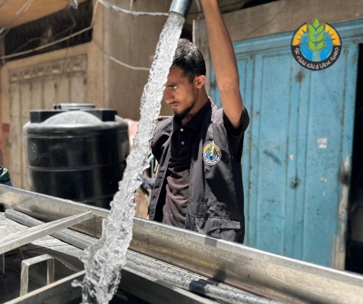 عطايا تروي عطش النازحين في غزة وشمالها