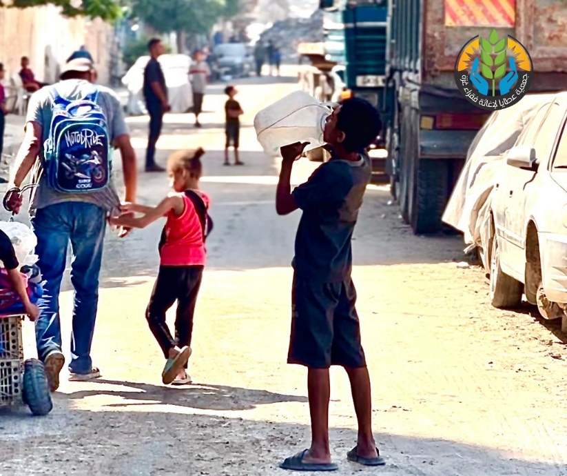 سقيا الماء.. شريان حياة في شمال غزة