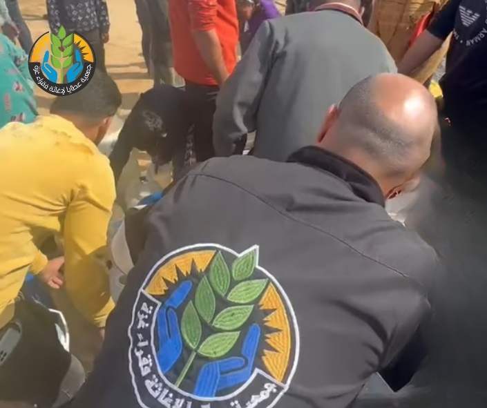 استمرار مشروع "سُقيا الماء" للنازحين في رفح