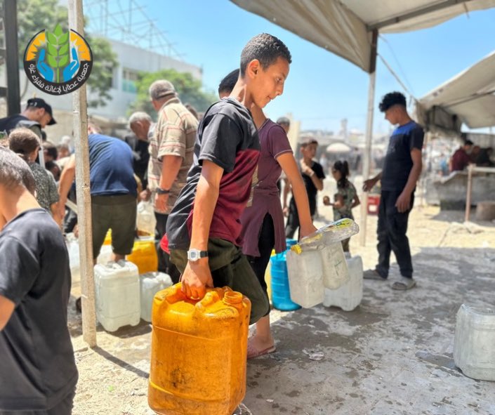 قطرة حياة في زمن الظمأ — سقيا الماء شمال غزة