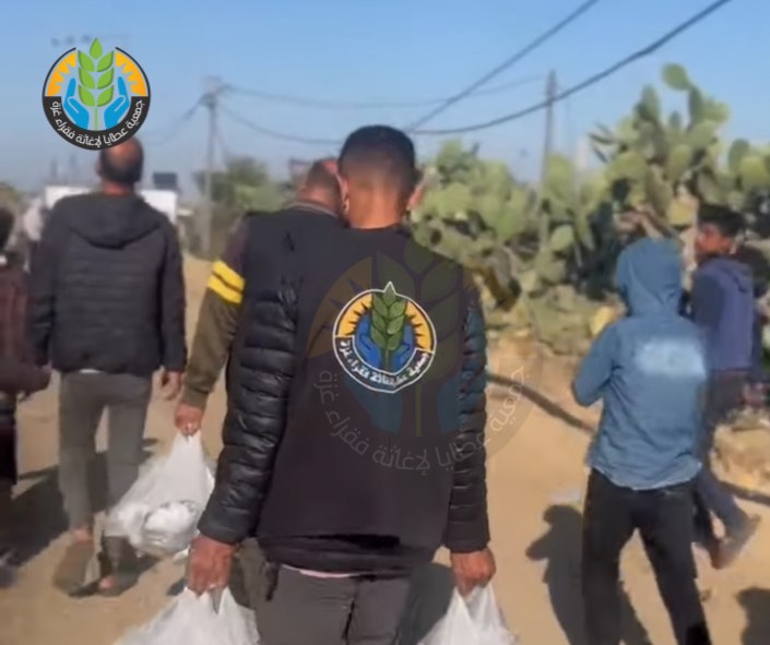 "عطايا" تقدّم الإفطار للصائمين النازحين في ظل حرب الإبادة والتجويع