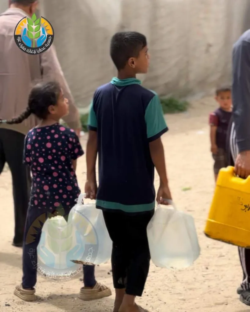 "قطرة ماء تعني الحياة".. عطايا تواصل مشروع السقيا