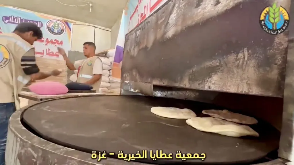 نمدّ الخبز لدعم الصمود وتخفيف العناء عن النازحين
