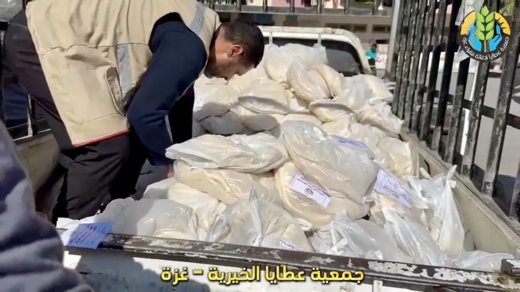 نمدّ الخبز لدعم الصمود وتخفيف العناء عن النازحين