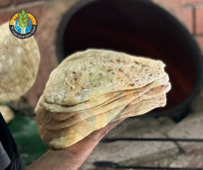 نعطي الخبز ونبدد الجوع.. استمرار توزيع الخبز المجاني لأهلنا في رفح
